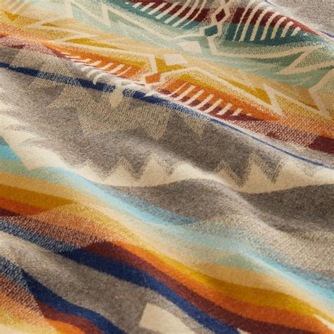 Pendleton Jacquard Unnapped Blanket Accessories