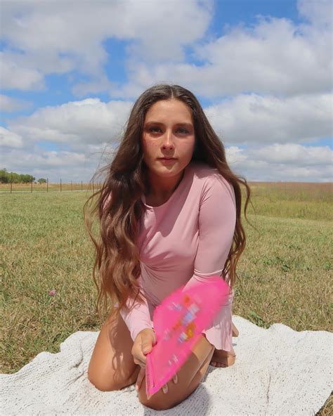 Maya Miller (@maya_miller21) • Instagram photos and videos