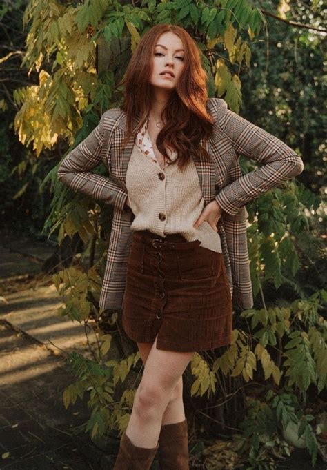 Flattering Outfits For Redheads Redhead Fashion Inspiration