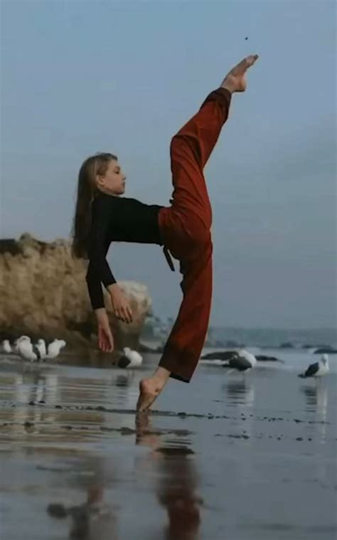 Not My Picture Dance Picture Poses Dancer Photography Beach