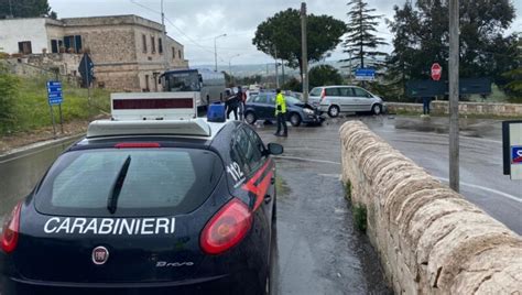 Scontro Fra Due Auto Nel Primo Pomeriggio Alle Porte Di Martina Franca