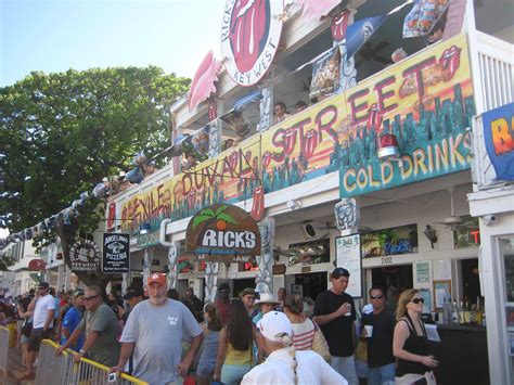 Crowd Begins To Gather For Key Wests Fantasy Fest And Parade