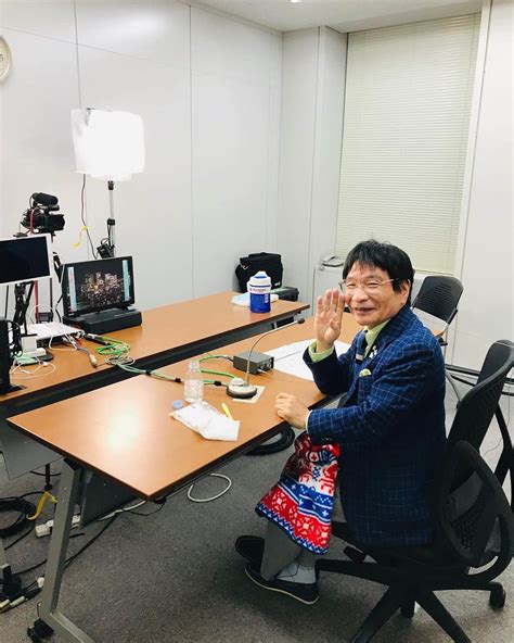 尾木直樹さんのインスタグラム写真 尾木直樹instagram「名古屋のcbc放送「チャント」東京スタジオから生出演。機材性能良くて