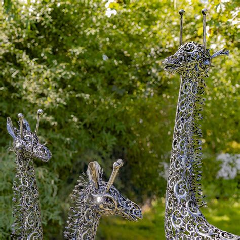 Metal Giraffe Garden Statue Fasci Garden