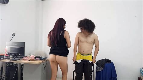 I Had Sex At Work The Guy Seduced Me In A Special Way And We Ended Up Fucking On The Executive