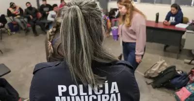 Revisan Mochilas A Estudiantes De Secundaria Estatal Uniradio Informa