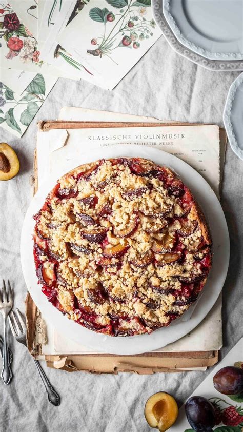 Zwetschgenkuchen mit Rührteig und Streuseln Klara Ida