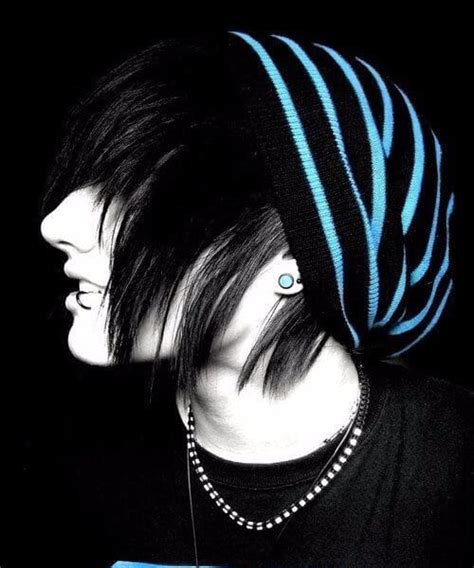 45 Modern Emo Hairstyles For Guys Obsigen