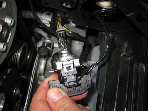 Change Headlight Bulb Volkswagen Jetta