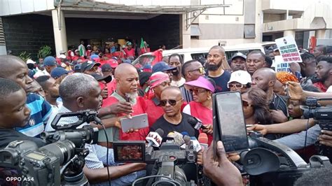 Nigerian Labour Congress Rejects Governments Plan For New Minimum Wage