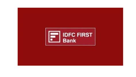 Idfc फर्स्ट बैंक ने लॉन्च किया भारत का पहला स्टिकर आधारित डेबिट कार्ड