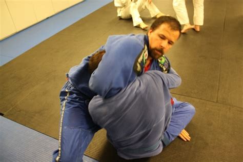 Two Jiu Jitsu Techniques: Neck Cranks and Spine Cranks - Northwest ...