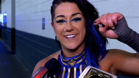 Bayley Sends Heartwarming Message To Absent Wwe Star