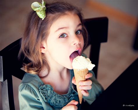 Happy girl eating ice cream cone Rebecca Flickr - DaftSex HD