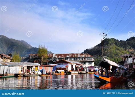 House Boat Village, Kashmir Stock Photo - Image of architecture, indian ...