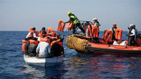 Plus De Deux Cents Exil S Secourus Par Sos M Diterran E Au Large De L