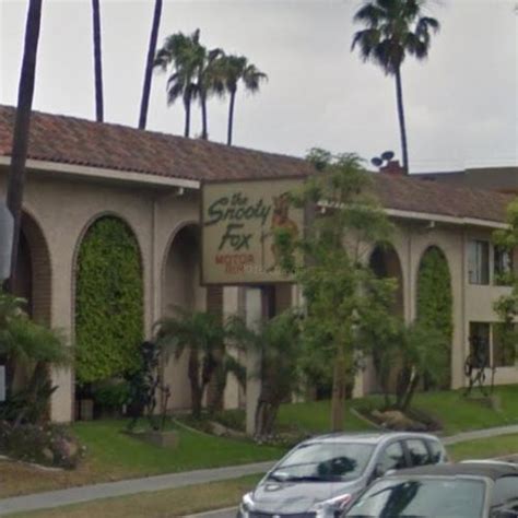 The Snooty Fox Motel in Los Angeles, CA - Virtual Globetrotting