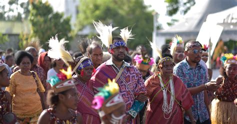 6 Upacara Adat Di Papua Wujud Keberagaman Budaya Indonesia