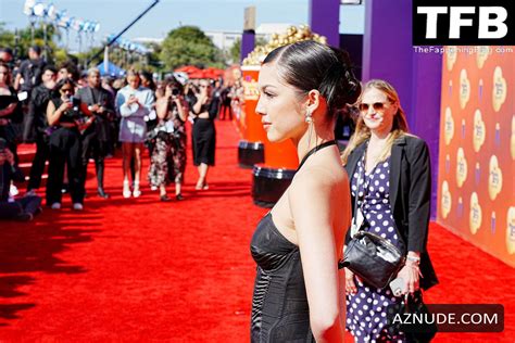 Olivia Rodrigo Sexy Seen Flaunting Her Hot Figure At The MTV Movie And TV Awards In Santa Monica