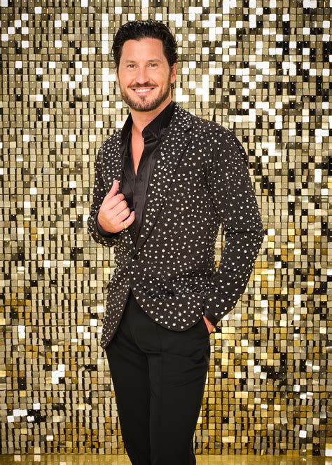DWTS' Val Chmerkovskiy Expects 'Big' Celebrity Contestants on Season 34