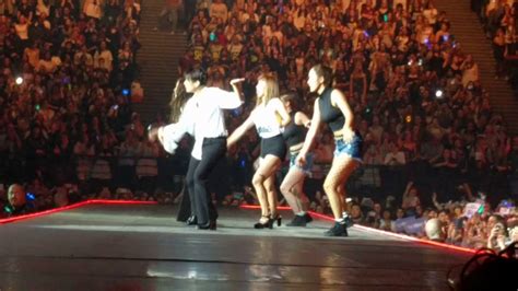 F X Hot Summer KCON Paris Fancam YouTube