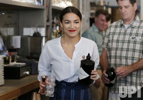 Photo Alexandria Ocasio Cortez Bartends In New York Nyp20190531156