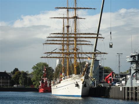 Segelschiff Gorch Fock Schulschiff Kostenloses Foto Auf Pixabay