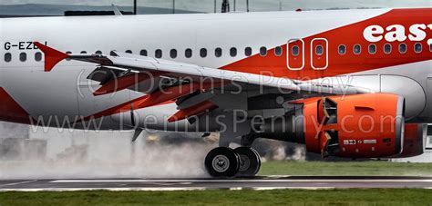 Easyjet G Ezbj Photographed At Edinburgh Airp Flickr