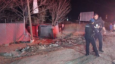 Se Accidenta Familia En La Carretera Le N Lagos Ltimo Minuto