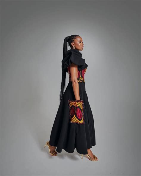 Pin By Ebi Hanson On Classic Somi African Print Fashion Dresses