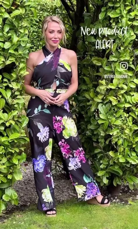 A Place In The Sun S Laura Hamilton Shows Off Figure In Sleeveless Jumpsuit Daily Star