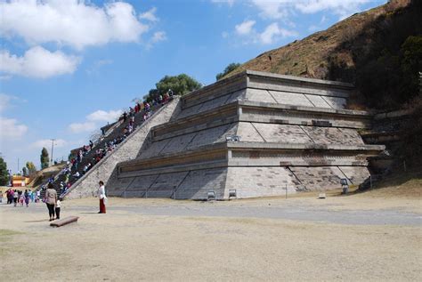 Great Pyramid of Cholula (Cholula) | Structurae