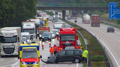 Unfall A Bei Gro Ippener Stau Bis Nach Stuhr