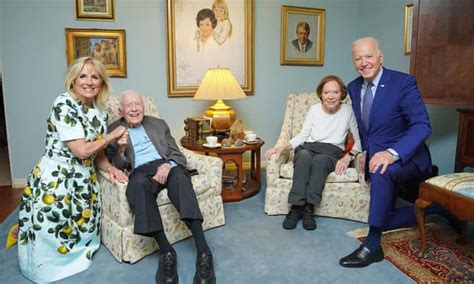 Why Do The Carters Look So Tiny Alongside Joe Biden And His Wife Jill