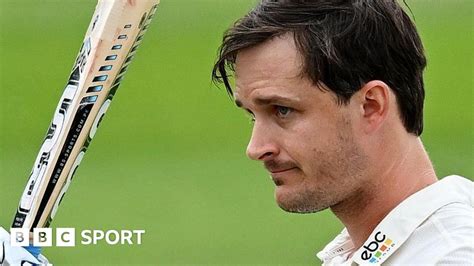 County Championship Worcestershire S Gareth Roderick Scores 122 Vs Somerset Bbc Sport