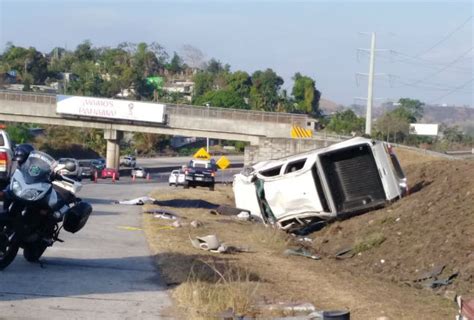 Al Parecer Conductor Se Mató Por Derrame De Combustible En El Corredor