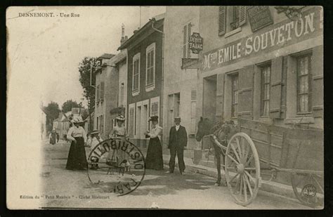 Follainville Dennemont Dennemont Une Rue Carte Postale Ancienne