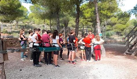 Vint Joves De La Comarca De La Vall DAlbaida Participen En El IV