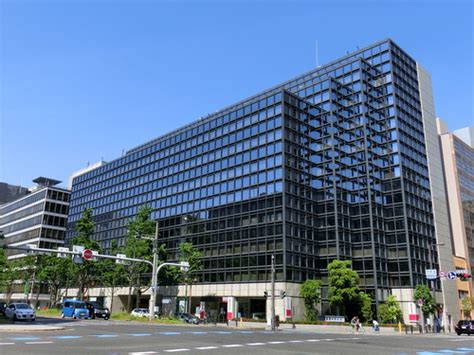 御堂筋本町ビルの紹介 地図〈アクセス〉と写真 巨大オフィスビル 大阪市中央区本町