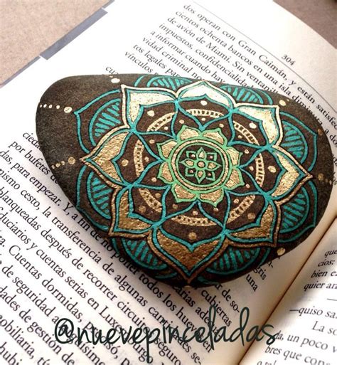 50 Mandala Rock Painting How To Make It Painted Rocks Rock