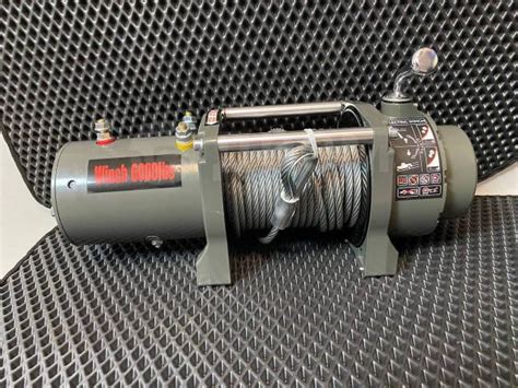 Купить Лебедка Winch 6000lbs/2722кг. Трос Сталь во Владивостоке по цене ...