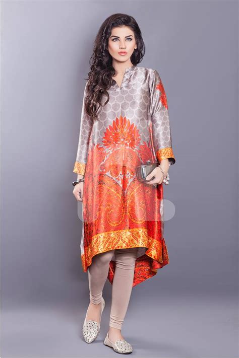 Latest Summer Kurti Designs 2018 Collection For Women Pakistani Designers Kurtis