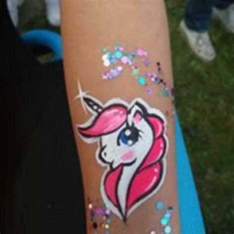 schmink en glitter kinderfeestje thuis