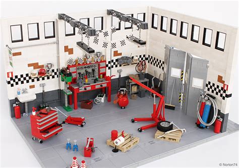 Check out These Incredibly Detailed LEGO Auto Garage and Scooter ...