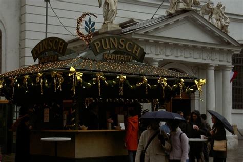 The Best Danube Christmas Markets (Updated 2023) - Days to Come