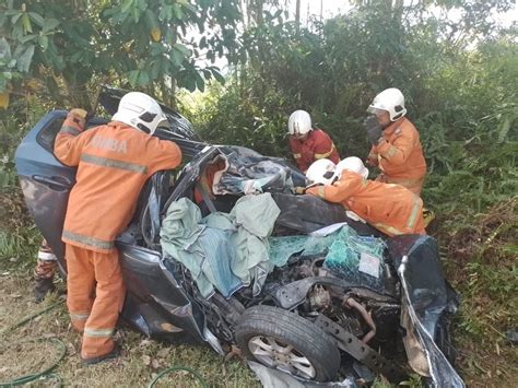 Dua Pelajar Politeknik Muadzam Shah Maut Kereta Dinaiki Bertembung