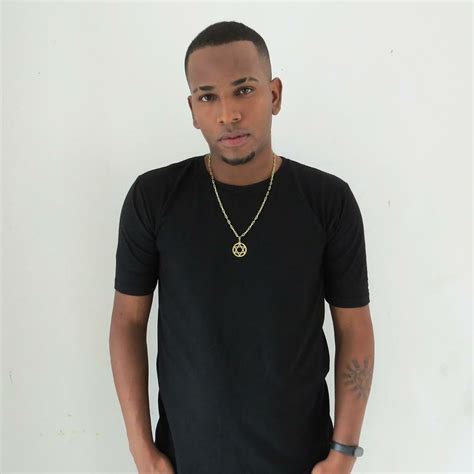 DJ Dyamante emplaca músicas na indústria nacional e internacional