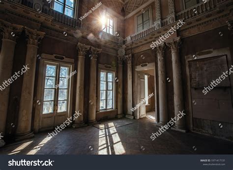 1,880 Derelict mansion Images, Stock Photos & Vectors | Shutterstock