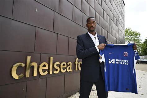 Chelsea UFFICIALE Adarabioyo è il primo acquisto del mercato