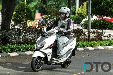 Sebelum Meminangnya Simak Fakta Menarik Suzuki Avenis 125